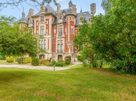 Appartement - Château de Beuzeval - Welkeys，位于乌尔加特乌尔加特高尔夫附近的酒店