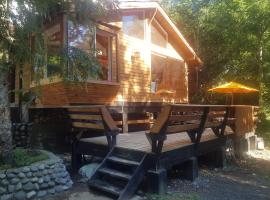 CASA CON PLAYA PUCURA，位于里坎雷的酒店