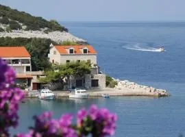 Apartments by the sea Zaklopatica, Lastovo - 8340