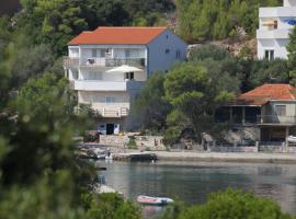 Apartments by the sea Pasadur, Lastovo - 8351，位于Ubli的公寓