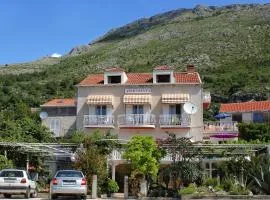 Apartments and rooms with parking space Mlini, Dubrovnik - 8835