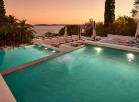 Hotel Moeesy, Blue & Green Oasis