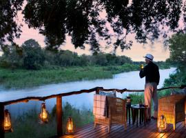 Lion Sands - Tinga Lodge，位于斯库库扎的山林小屋