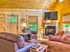 Tranquil Deck Blue Ridge Mountain Retreat!，位于Nebo的酒店