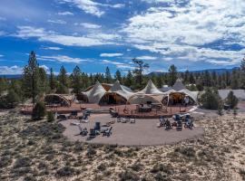 Under Canvas Bryce Canyon，位于Widtsoe的酒店