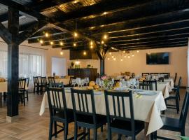Agropensiunea Nemira，位于Dărmăneşti的酒店