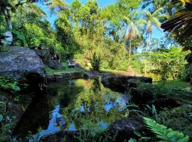 Entre o Mar e a Floresta Casa das Pedras，位于乌巴图巴的乡村别墅