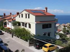 Apartments with a parking space Mali Losinj (Losinj) - 7879