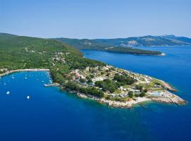 Valamar Camping Marina，位于拉巴克的酒店