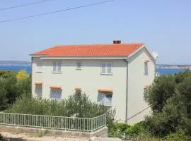 Apartments by the sea Tkon, Pasman - 8297