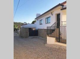 Grandfather's House，位于塔布阿的酒店