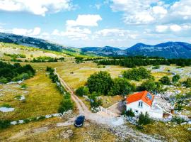 Kuća za odmor Zarja，位于Jarkovi&scaron;te的木屋