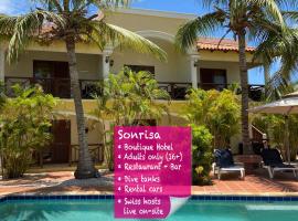 Sonrisa Boutique Hotel - Adults Only，位于克拉伦代克的酒店
