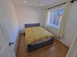 Mile End Budget Guesthouse