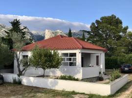 Holiday house with a parking space Seline, Paklenica - 16318，位于斯塔利格拉德-帕克利尼卡的酒店