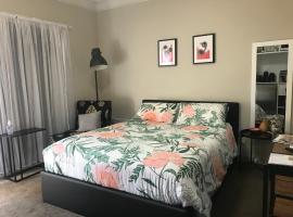 L'École Private Studio-Apartment by My Lodgingfy，位于穆拉宾的酒店