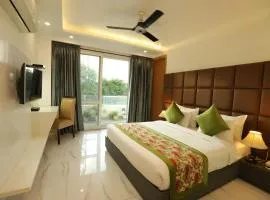 Hotel Keshav Residency near Medanta Pure Veg