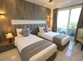 Hotel Keshav Residency near Medanta Pure Veg，位于古尔冈Whirlpool of India Ltd附近的酒店