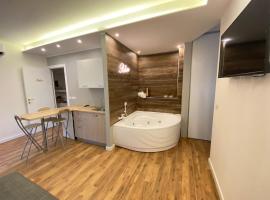 b&b Stadium room & suite，位于克罗托内的酒店