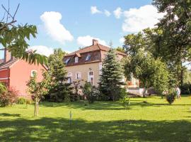 Lovely Home In Nowe Warpno，位于新瓦尔普诺的酒店
