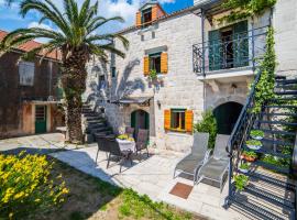 Holiday house with a parking space Gornja Podgora, Makarska - 16835，位于伯德古拉的酒店