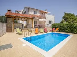 Family friendly house with a swimming pool Maslinica, Solta - 16782