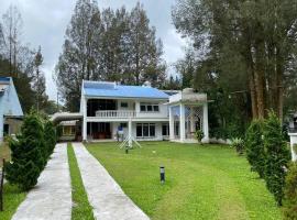 Villa Berastagi Indah A32 - TEBU MANIS，位于不拉士打宜的酒店