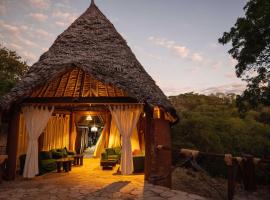 Sable Mountain Lodge, A Tent with a View Safaris，位于Kisaki的低价酒店