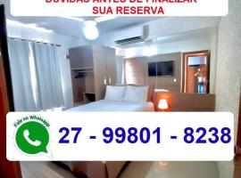 CONFORTO IMBATIVEL - 25 metros do MAR - 2 Quartos com AR CONDICIONADOS SPLIT, Air Fryer, WI-FI, Netflix, Disney Plus, Star Plus, HBO Max, Guarda Sol, Cadeiras de Praia - 8 pessoas com muito conforto!，位于瓜拉派瑞Guarapari Bus Station附近的酒店