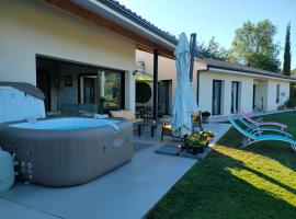 Villa contemporaine avec vue imprenable et Jacuzzi，位于贝达里约的度假短租房