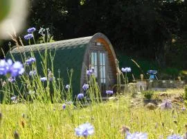 2 Bed Pod Cabin-Sleeps 2-Pets-Garden-Mtn View