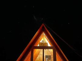 A-FRAME CABIN PUCON，位于普孔的乡间豪华旅馆