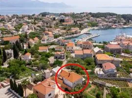 Apartments by the sea Sumartin, Brac - 764