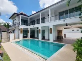 4 Bedroom Villa Kamala Beach Phuket