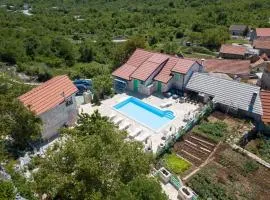 Family friendly house with a swimming pool Zagvozd, Zagora - 18776