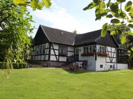 Das kleine weiße Fachwerkhaus
