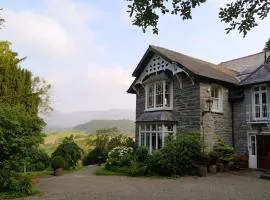 Cae'r Blaidd Country House