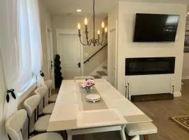 The Reminisce vacation home 5br/3bt,downtown BH