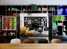 citizenM London Victoria Station，位于伦敦威斯敏斯特市的酒店