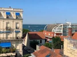 Appartement 6 pers avec terrasse 80 m², hyper centre, plage à 50m, 296 bd de la plage, Arcachon - FR-1-474-148