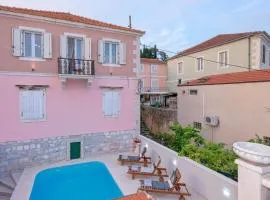 Seaside apartments with a swimming pool Jelsa, Hvar - 2067