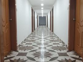 Annapurna Guest House，位于Sabbavaram的酒店