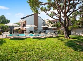 Villa La Palmetta，位于佩斯基耶拉博罗梅奥的酒店