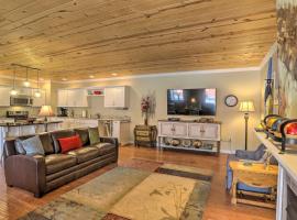 Cheerful Tiffin Digs in the Heart of Downtown，位于Tiffin的酒店