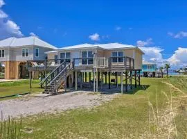 Lovely Dauphin Island Cottage with Deck and Gulf Views
