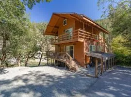 Fisher's River Bar- Private Beach Access