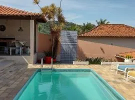 Casa com piscina com linda vista panorâmica