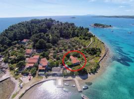 Seaside holiday house Cove Gradina, Korcula - 4457，位于尼亚卢卡的酒店