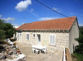 Rooms with a parking space Lumbarda, Korcula - 4436，位于鲁巴达的民宿