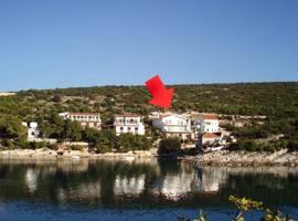 Family friendly seaside apartments Cove Jagodna - Brusje, Hvar - 4606，位于Brusje的酒店